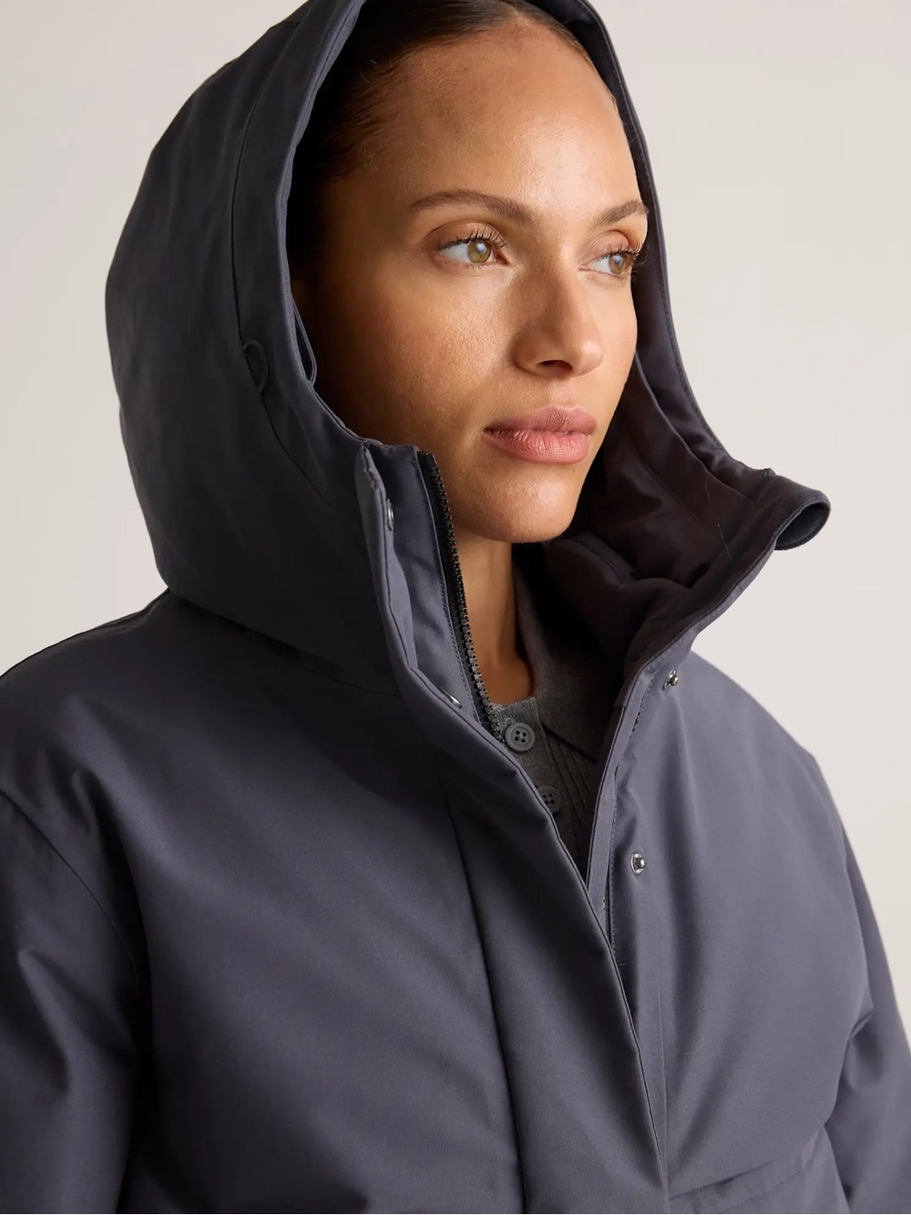QUINCE Responsible Down Hooded Short Parka *NO FUR* XS CARBON Grey